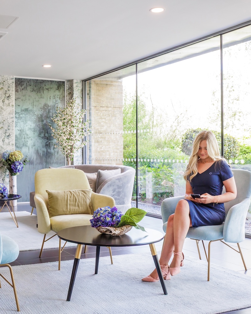 Business lounge seating area at Riverside serviced offices in Camberley by Arena Offices