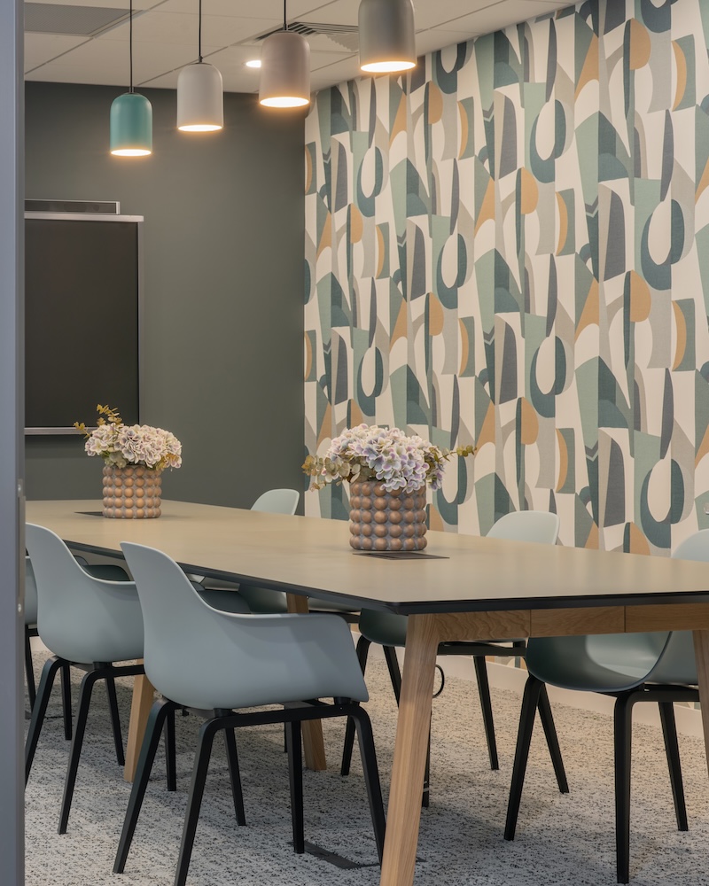 Communal meeting room at Lancaster Court serviced offices in Fareham by Arena Offices