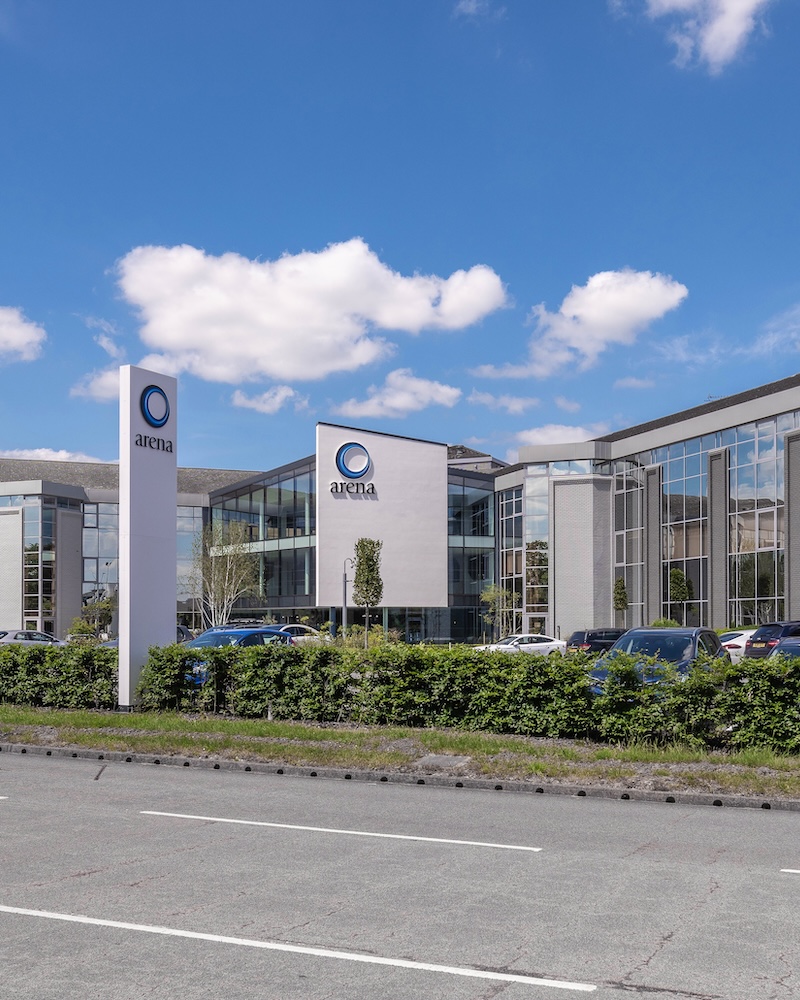 Exterior view of Berkshire Place serviced offices in Reading by Arena Offices