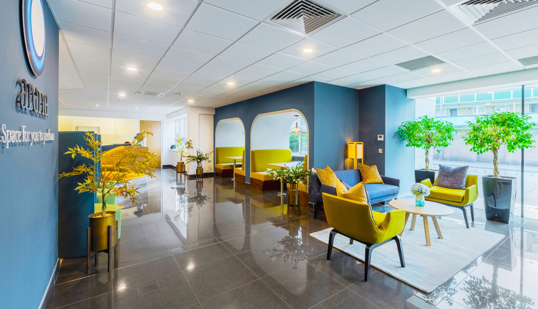 Business lounge at Threefield House serviced offices in Southampton by Arena Offices