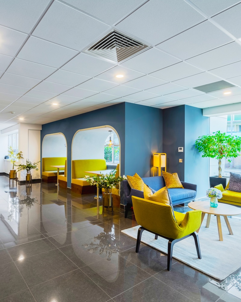 Business lounge at Threefield House serviced offices in Southampton by Arena Offices